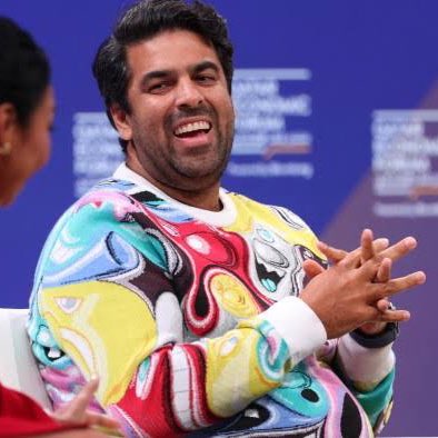 Cultination1's tweet image. 🇬🇧🤖 ELLE A TROMPÉ MICROSOFT ET LES  INVESTISSEURS AVEC UNE "IA MAGIQUE" : C'ÉTAIT EN FAIT 700 INDIENS QUI CODAIENT MANUELLEMENT.

Builder. ai, startup londonienne valorisée à 1,5 milliard $ et soutenue par Microsoft à hauteur de 455 M$, présentait “Natasha”, un système IA…