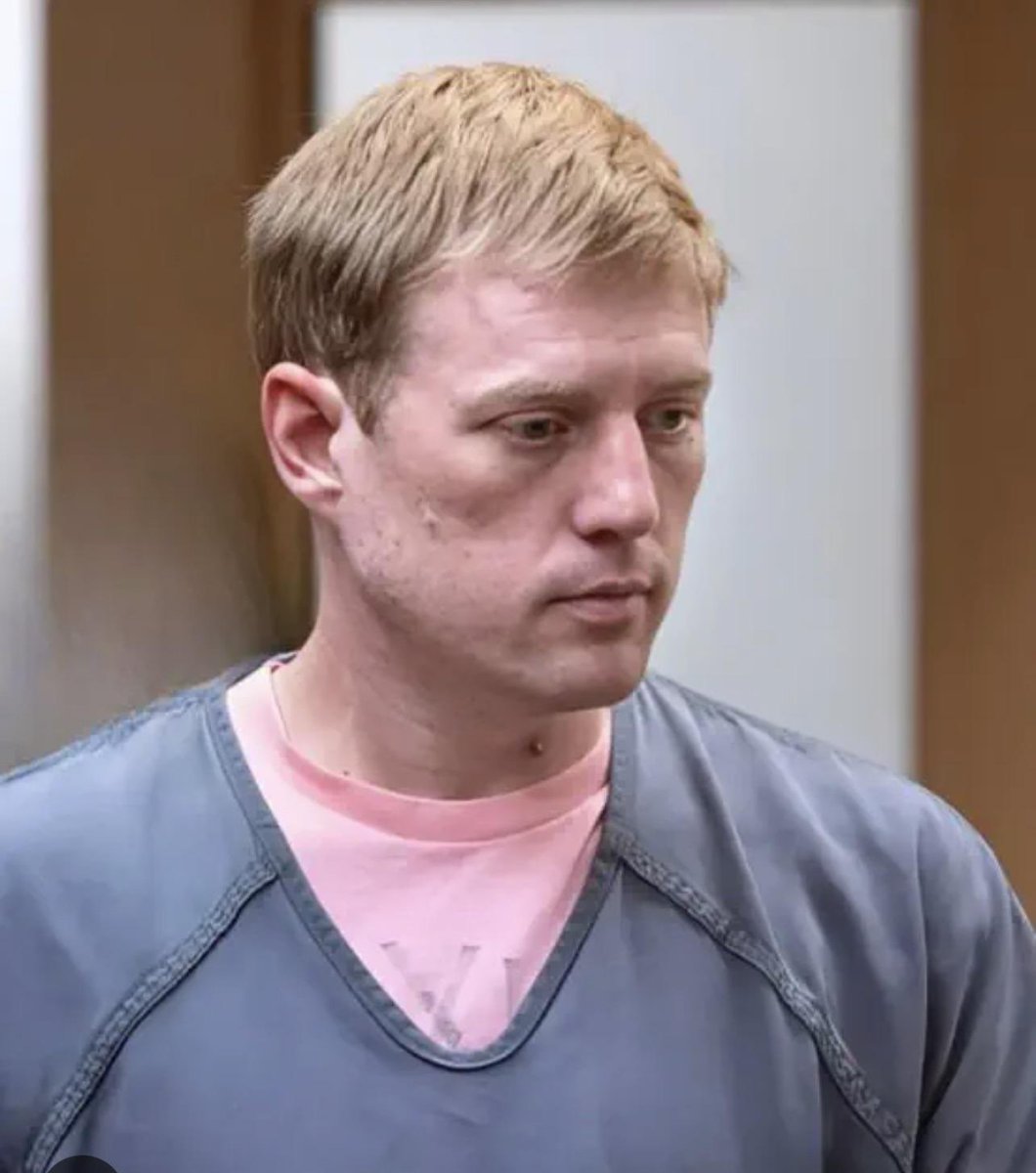 SeeRacists's tweet image. BREAKING: Elementary school teacher and church worship pastor Jordan Henderson found GUILTY on 12 counts of first-degree child molestation after preying on multiple young female students.

He abused his position of trust to commit these horrific crimes.

His father, lead pastor…