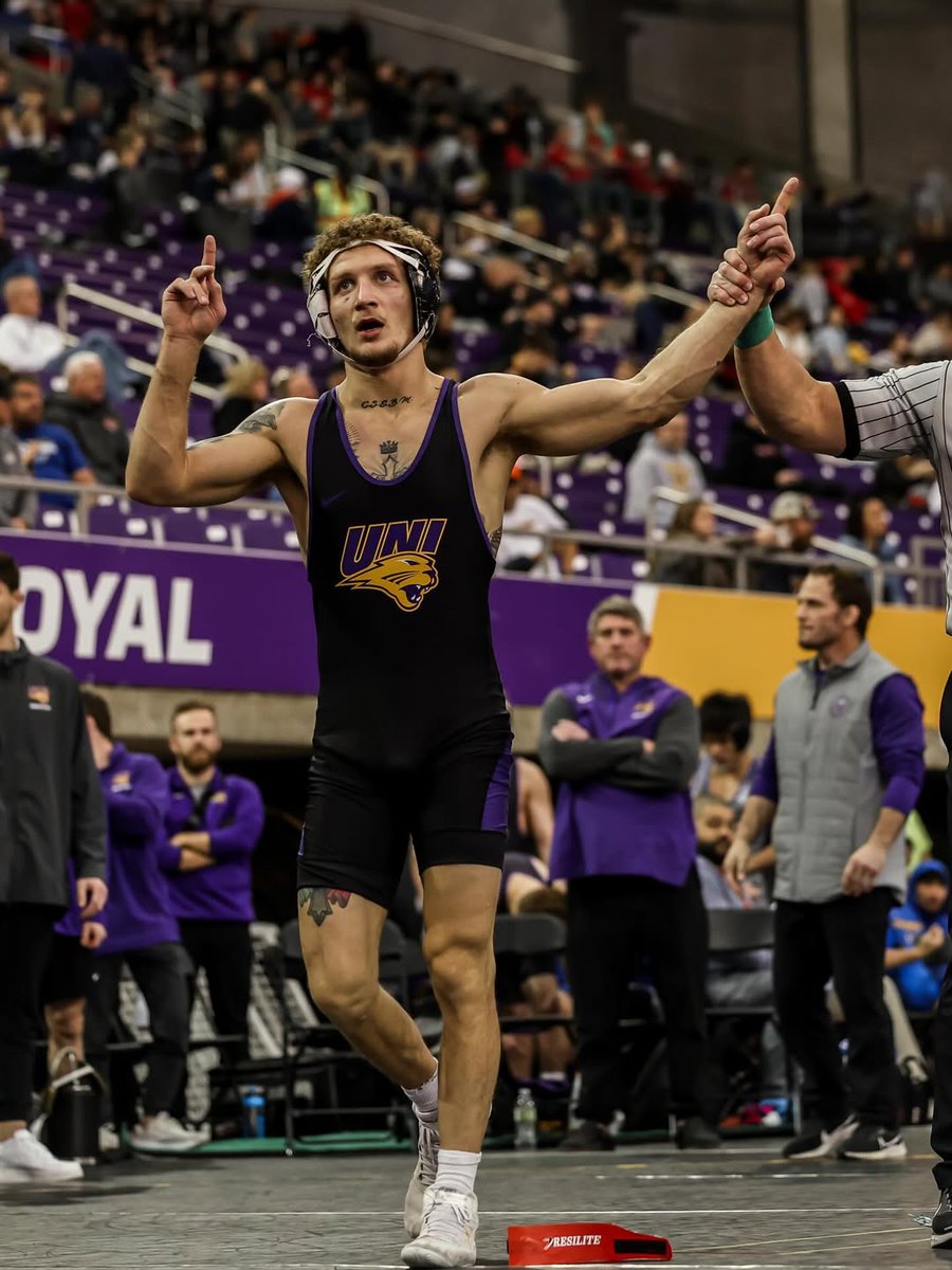 UNI Wrestling tweet media