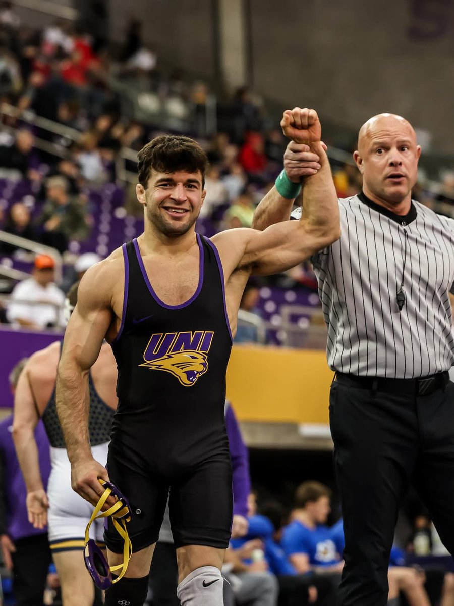 UNI Wrestling tweet media