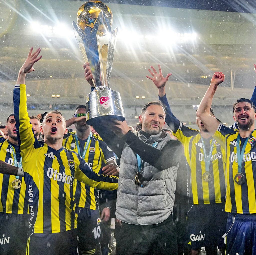 FIRST BUT NOT LAST.. 🏆 

#GençFenerbahçeliler
