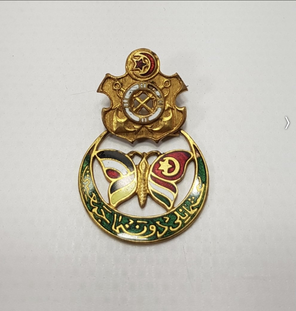 🇹🇷Bir Osmanlı Türk Subayının notları:  Biz Osmanlı Devletini kurtarmak için Osmanlıcılılık fikrini savunurken azınlıklar kendi milliyetçiliğini yapıyordu, hiç biri Osmanlıcılığı benimsememişti. Osmanlı çökünce,  Yeni Cumhuriyet Türk Milleti tabirini kullanınca, eskiden