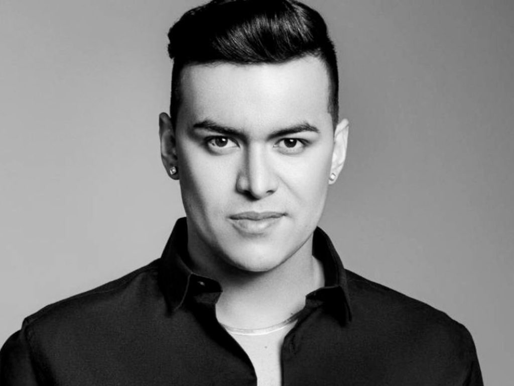 JuanaMariaRod's tweet image. Se nos fue un grande . Colombia despide a una voz que marcó corazones. Yeison  Jiménez no solo cantó historias de amor, dolor y esperanza, también acompañó a miles de personas con su música. 

Su legado vivirá por siempre en cada canción. 

Descansa en paz.🕊️💔
#yeisonjimenez