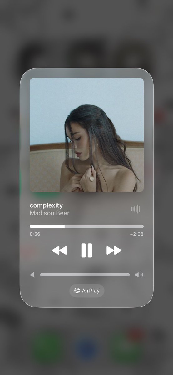 badenoughss's tweet image. i got early access by streaming bittersweet 11 times a day!! so happy 😭🤍