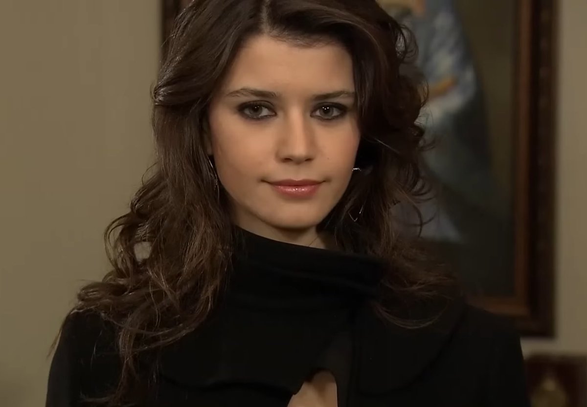 ✶⋆.˚ (@bihterthinkerr) on Twitter photo 