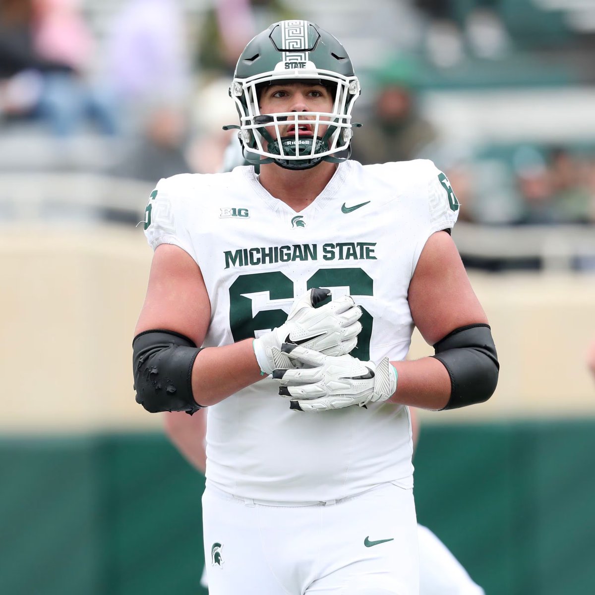 PokesInsight's tweet image. Oklahoma State locked in five new commitments during a Saturday morning surge, giving the Cowboys a major boost across multiple position groups. 

Momentum is building fast in Stillwater as the 2026 class takes shape. 

Full breakdown: pokesinsight.com/oklahoma-state…