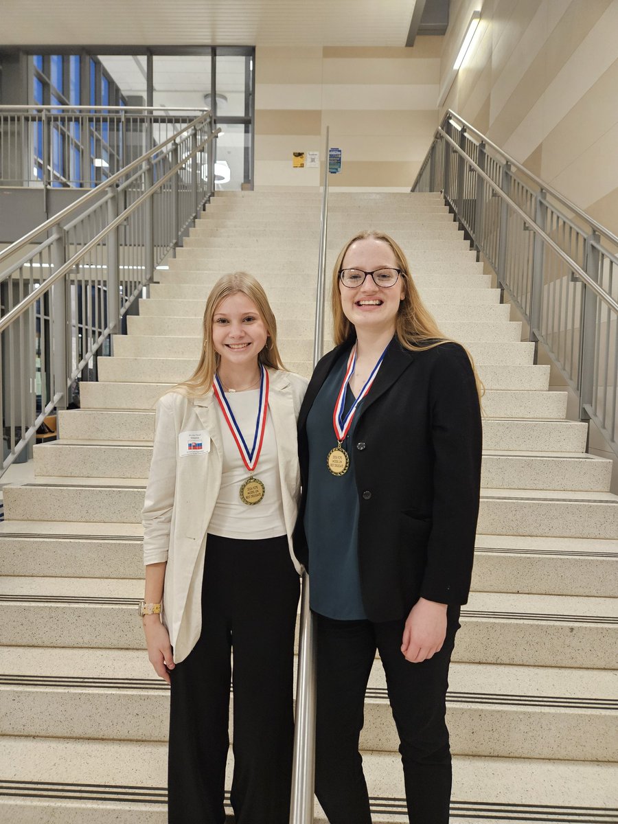 Sarah Smith tweet media