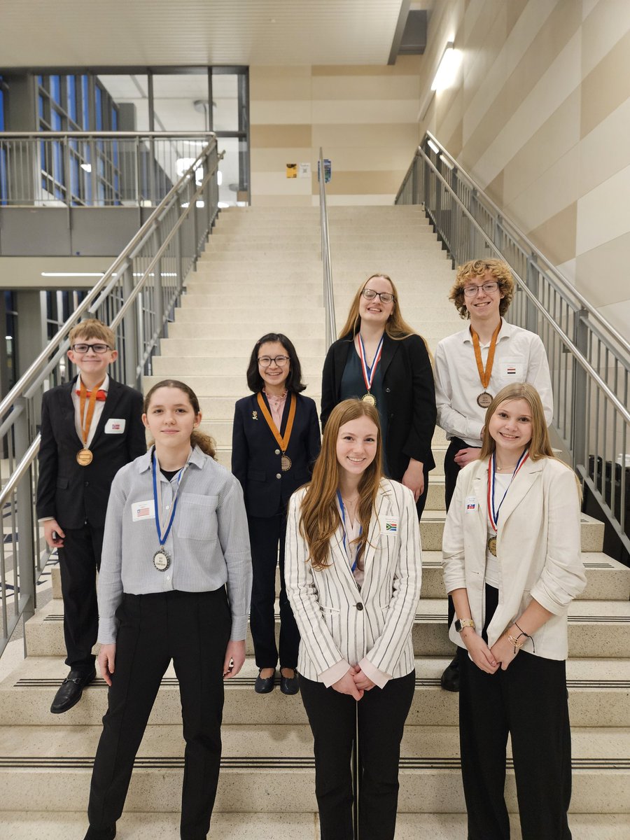 Sarah Smith tweet media