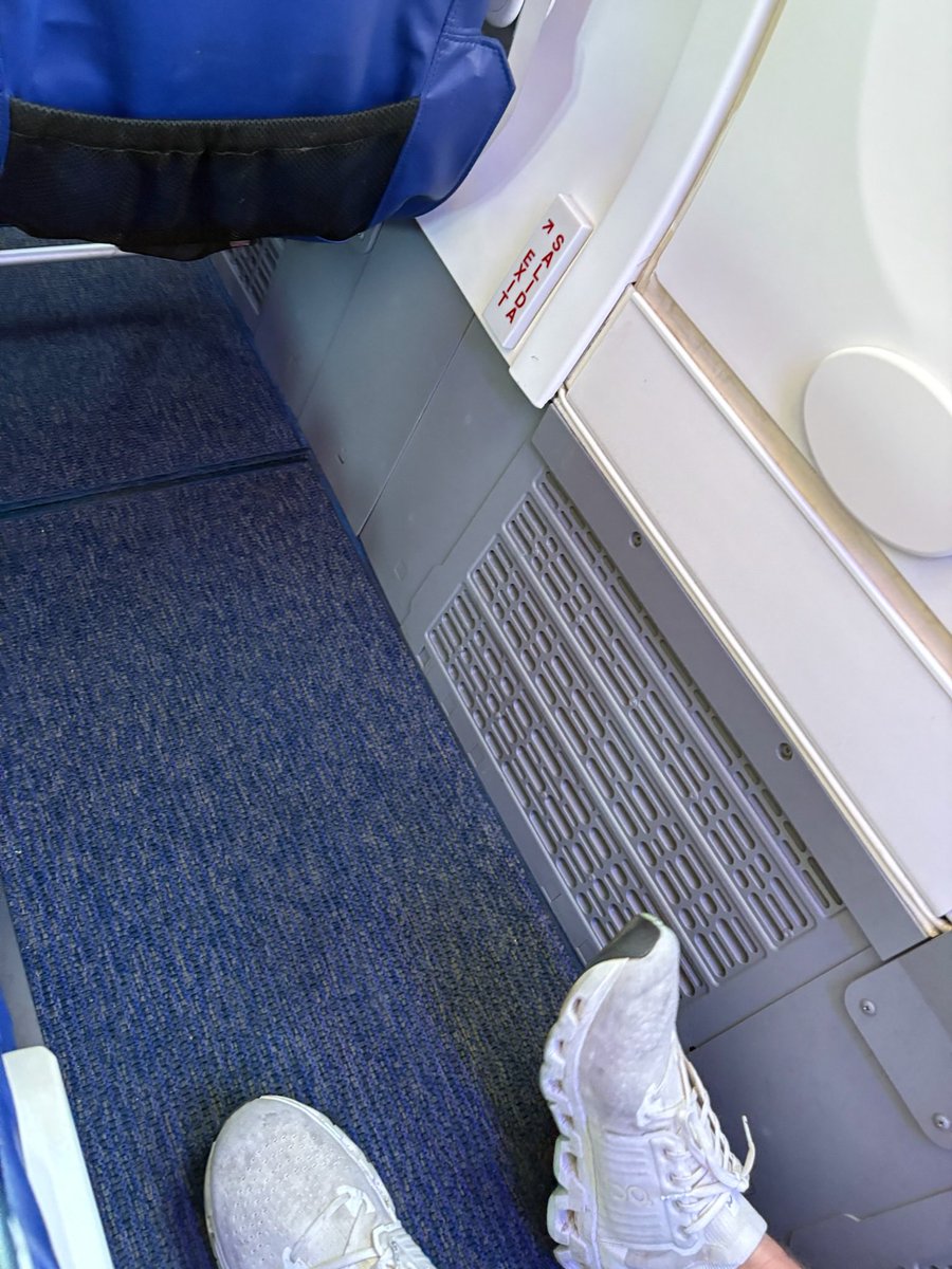 JackIngram's tweet image. All is kind of right with the world… going back to Steamboat with my boys and ALLOWED them to try out the Ingram seat!!! #thecompanyplane