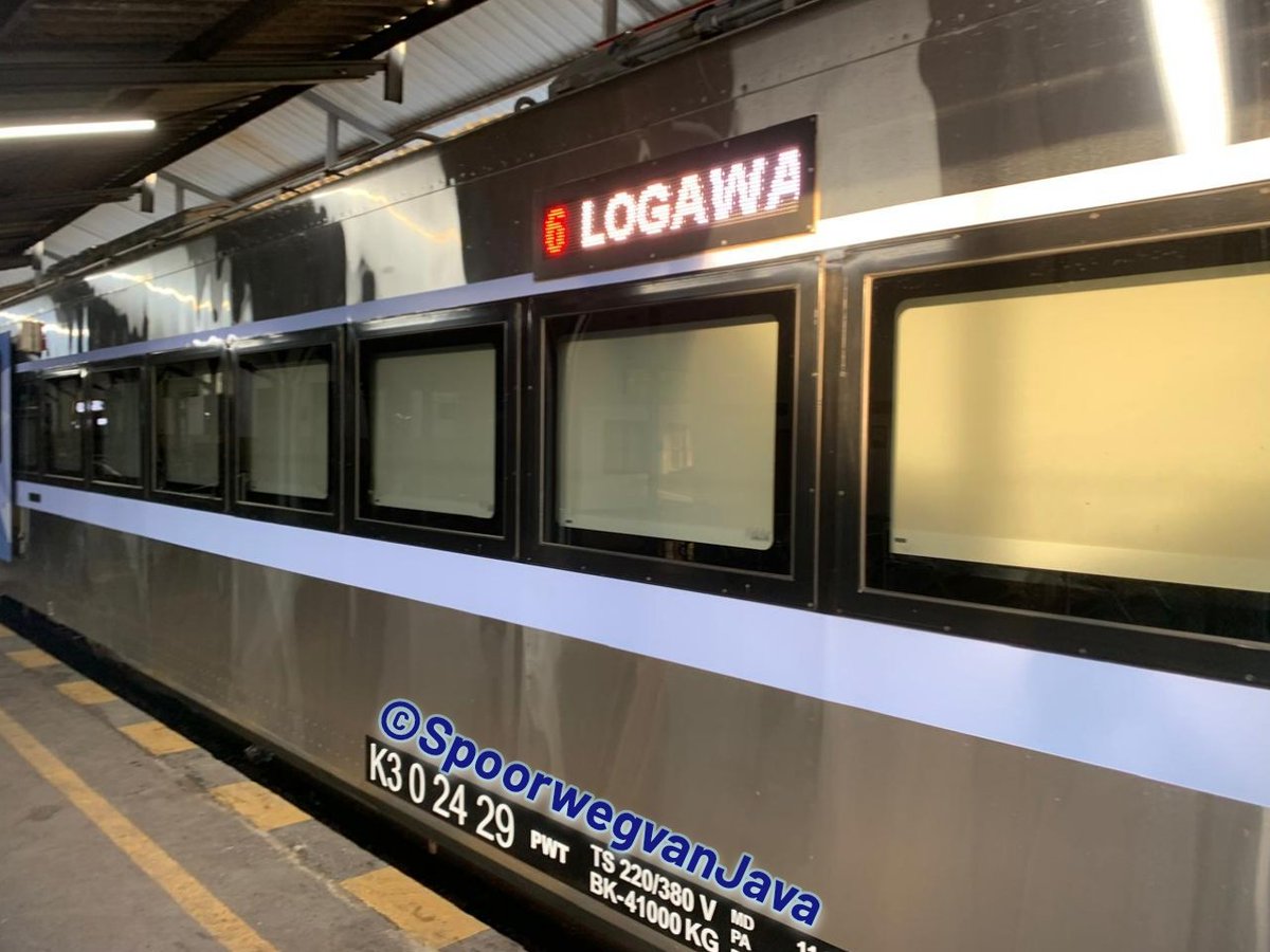 Spoorweg van Java tweet media