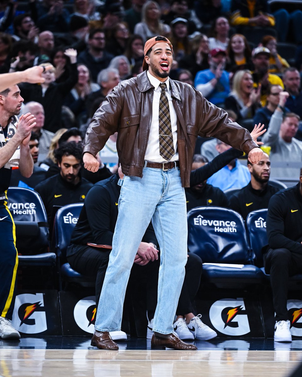 Tyrese Haliburton bench fit check ✅