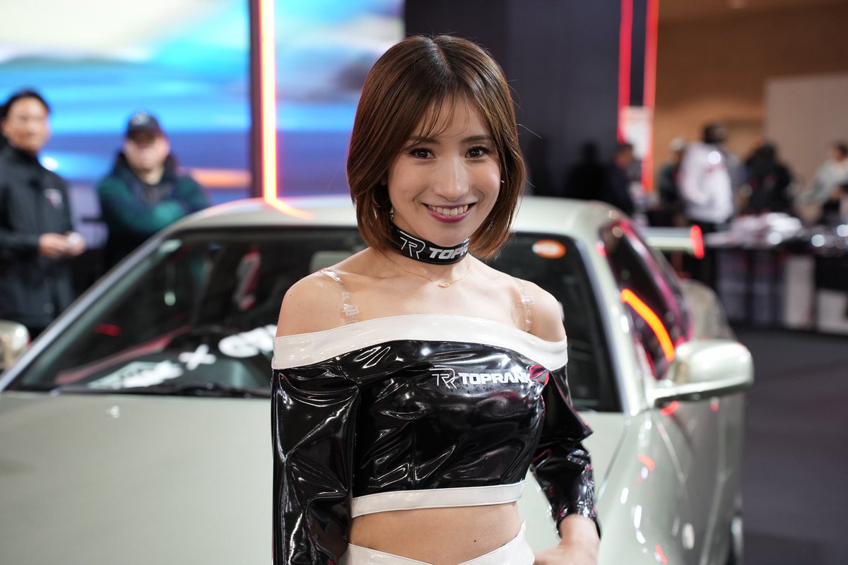 supercar_onesan's tweet photo. 東京オートサロン3日目！
本日のスーパーカーお姉さんのスケジュール🗓️
1/11(日)
車両立ち9:15〜30
Girlsステージショー10:00〜30
車両立ち11:15〜30
車両立ち13:15〜30
車両立ち14:15〜30
車両立ち16:15〜30
Girlsステージショー17:00〜30

ブースにいない時はスタッフに声かけてくださーい！ https://t.co/2YZjmCgxVb