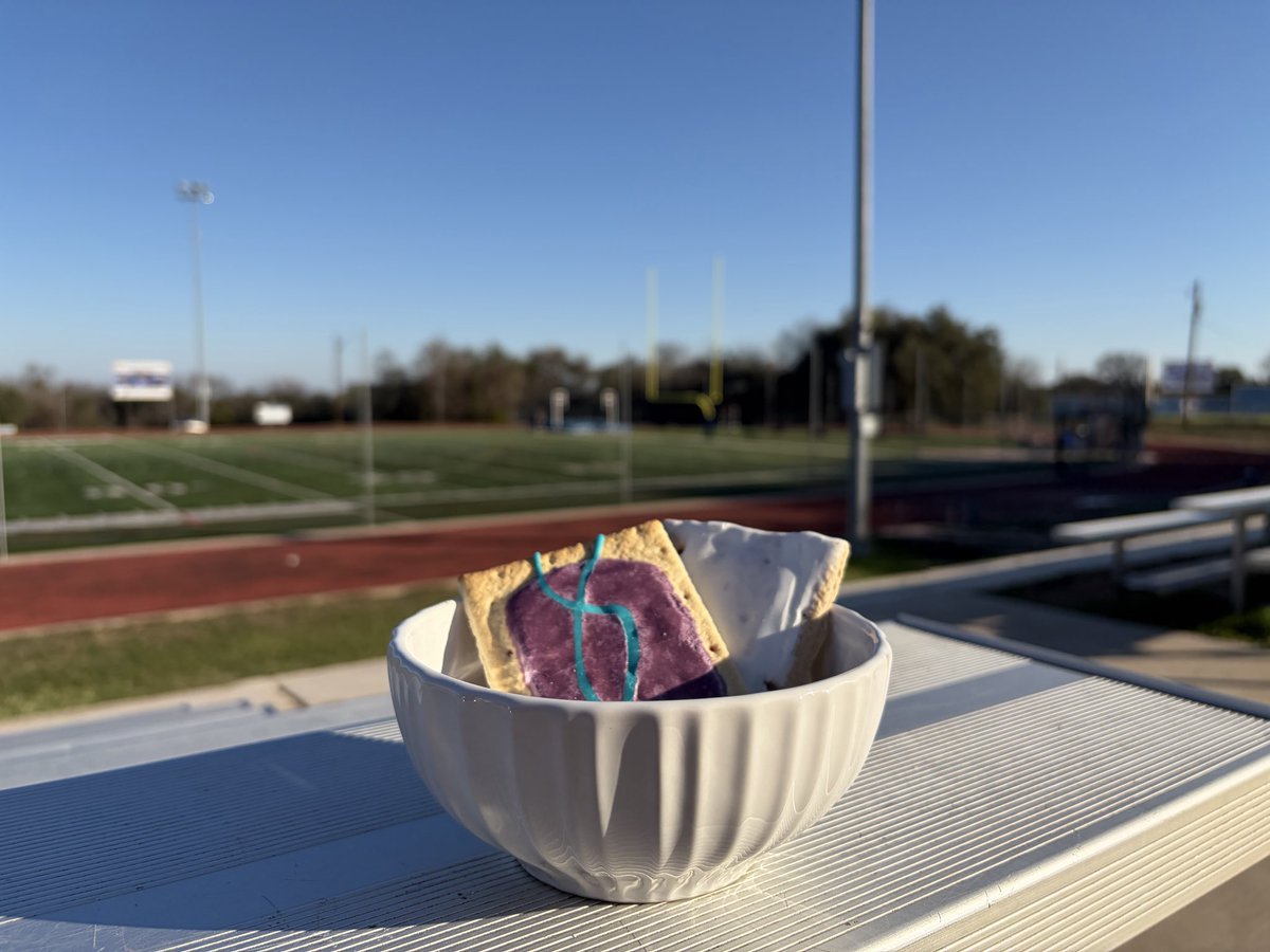 Rehm Maham tweet media