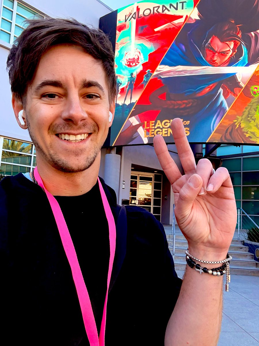 seangares's tweet image. In a space that’s mostly secular, I want to be real about who I am:  I’ve been baptized and I’m a Christian.  I believe Jesus Christ is the Son of God, born of the Virgin Mary, and in the Father, Son, and Holy Spirit. 

This doesn’t change my respect or care for anyone, just…