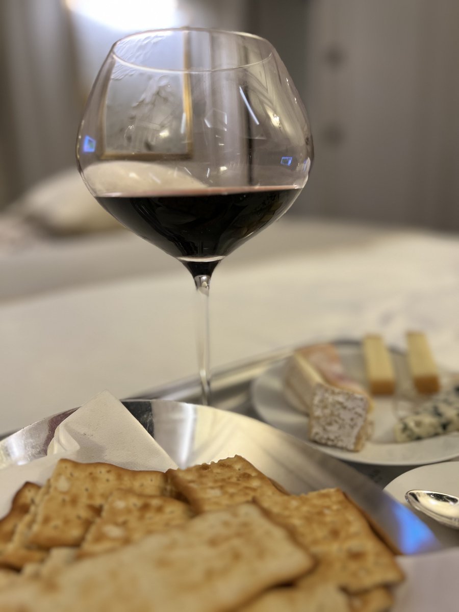 MyntModels's tweet image. Extended bookings and long term arrangements

True alignment cannot be rushed, hence our dinner til breakfast minimum. For those seeking more than a singular evening, extended arrangements offer a depth of presence and connection that transforms the temporary into the…