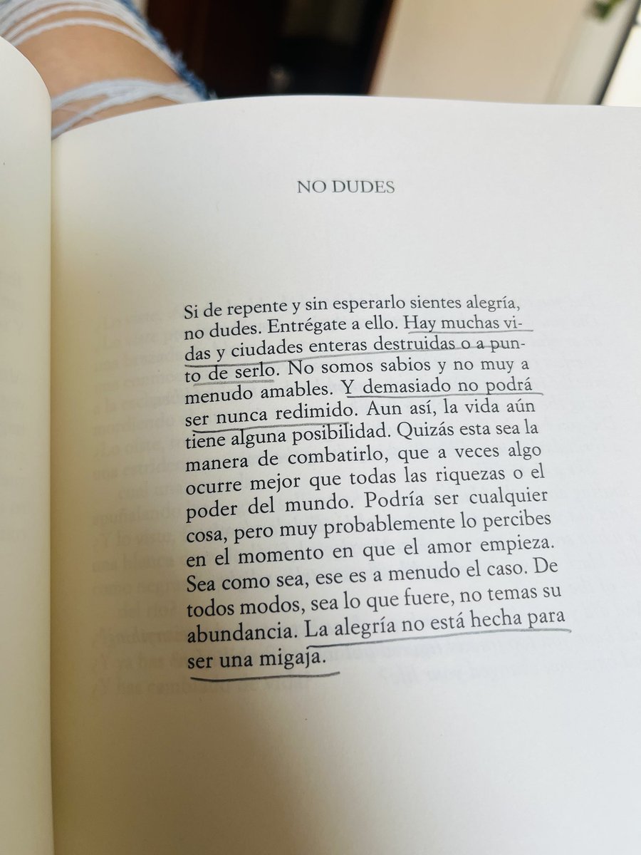 MyrellMs's tweet image. “La alegría no está hecha para ser una migaja”

Mary Oliver 

No dudemos