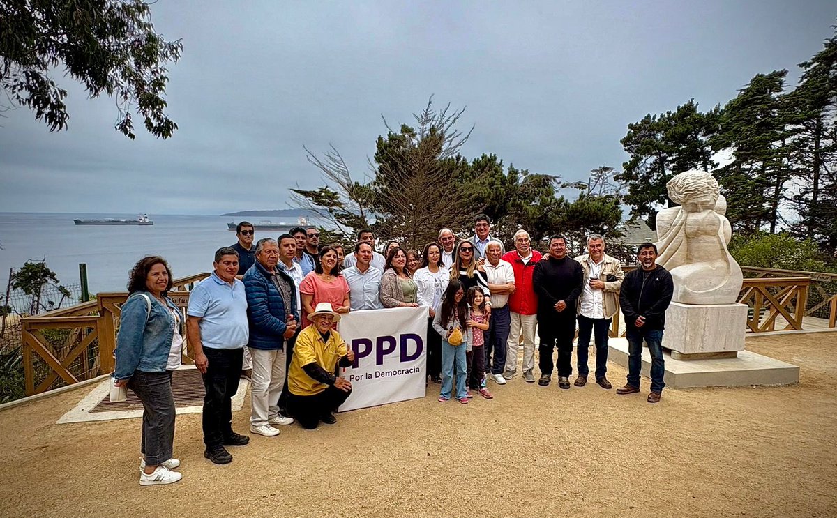 ppd_colectivo's tweet photo. Gran encuentro del @PPD_Chile de la Región de #Valparaíso Análisis electoral y discusión política para reorganizar el trabajo ciudadano y partidario de cara a los próximos 2 años, periodo de conducción de la próxima directiva regional https://t.co/qdVNJGRTE9