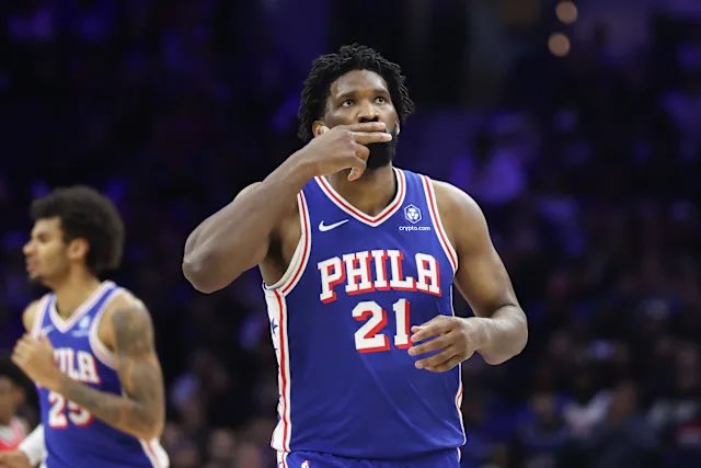 PresidentEmbiid's tweet image. Joel Embiid last 10 games

• 28.3 PPG
• 8.4 RPG
• 3.5 APG
• 1.2 BPG
• 61% TS

Big fella is starting to find his groove 💪 #TheProcess