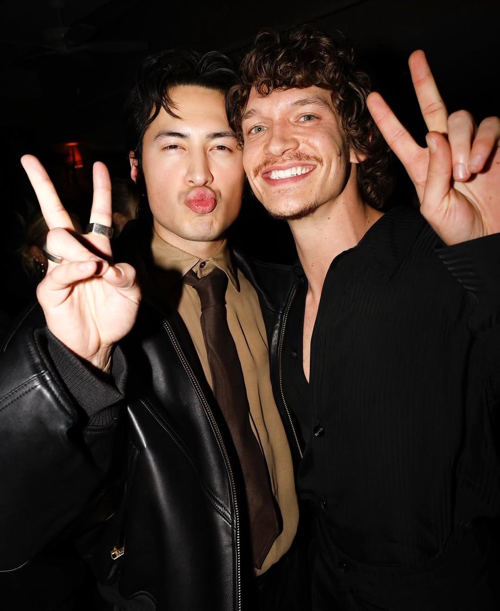 _filmcrave's tweet image. ‘HEATED RIVALRY’ stars, Hudson Williams &amp;amp; Connor Storrie at NEON’s Golden Globes Party.