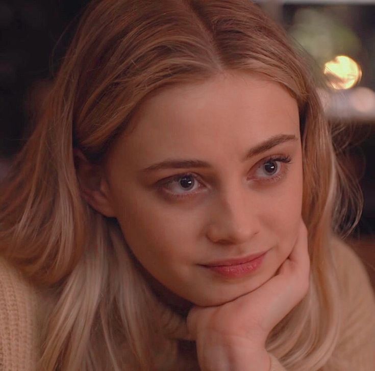 DJOEtimeKEERY's tweet photo. Josephine Langford and Joe Keery have reportedly been cast as Daphne Vincent and Miles Nowak in the upcoming Netflix adaption of “Funny Story” by Emily Henry. https://t.co/zEDl1zM7Fv