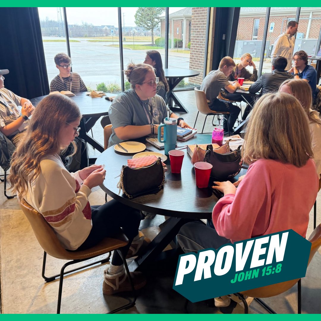 CKYEastFCA's tweet image. We had a great student leader training this morning at @Eastsideky .  A big thanks to Gentry Deck for sharing a devotional with the students and @jeremywasch for leading us through the training! #fca #fcaproven #fcahuddle #ckyeastfca