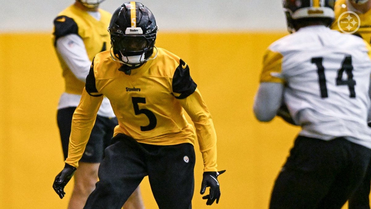 steelers's tweet image. Locked in for Monday night 

More 📸: bit.ly/3N6q123