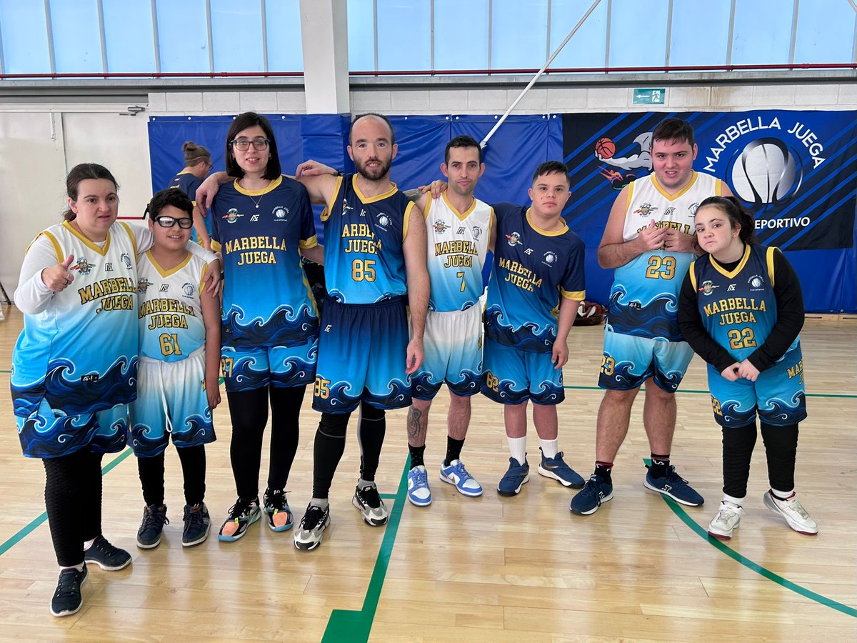 Peña el Botijo de Marbella tweet media