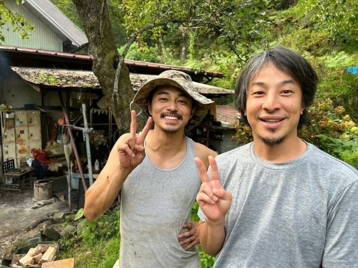 cc__hana's tweet photo. @higashiO_516 @z_desuyo_ https://t.co/Svs4UbDKPm