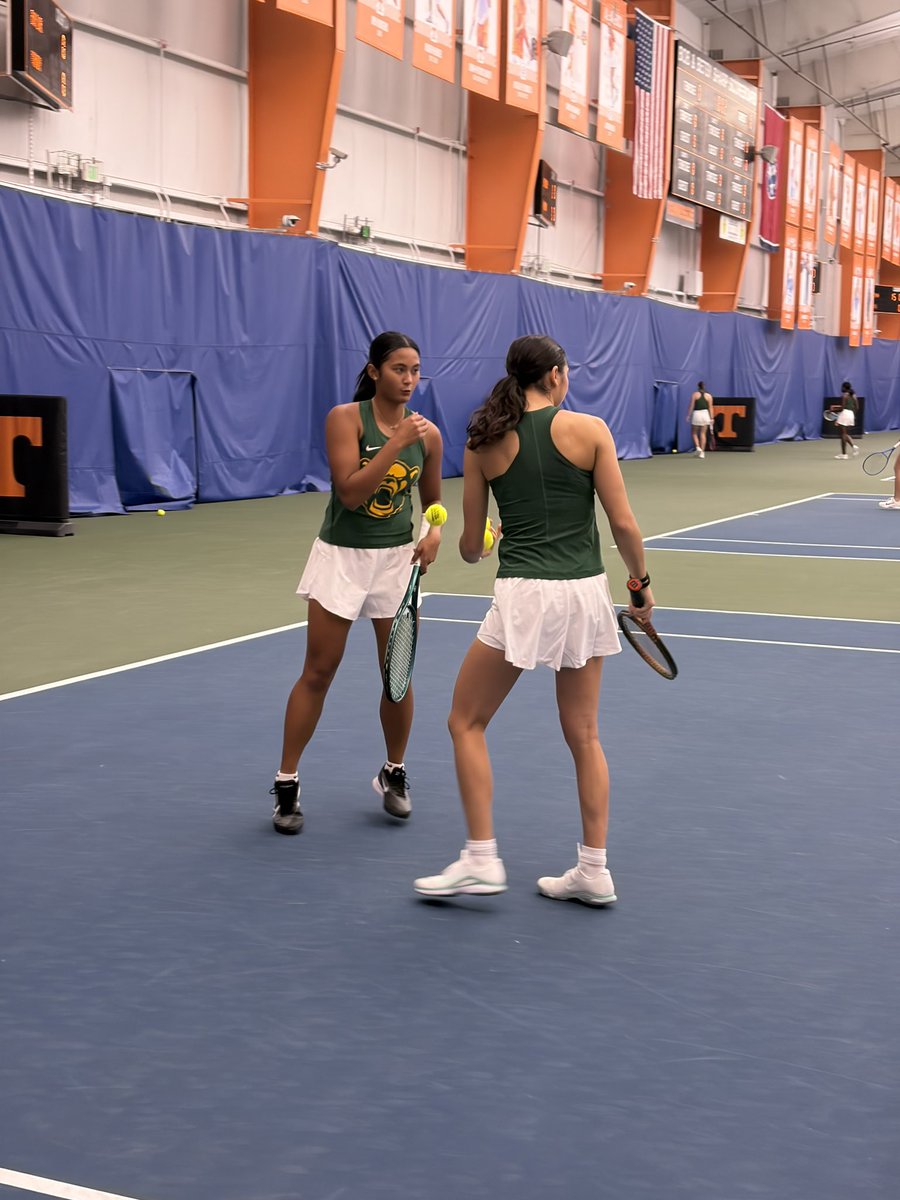 Spring freshmen Gabrielle Villegas &amp; Neda Rahimkhani pick up their first doubles win as Bears vs Arizona State in Knoxville. ✅💚🐻🎾

#SicEm