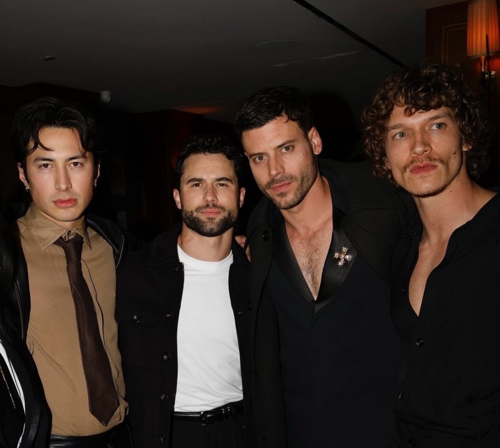 hollanovhigh's tweet image. are they all trying to out mog each other