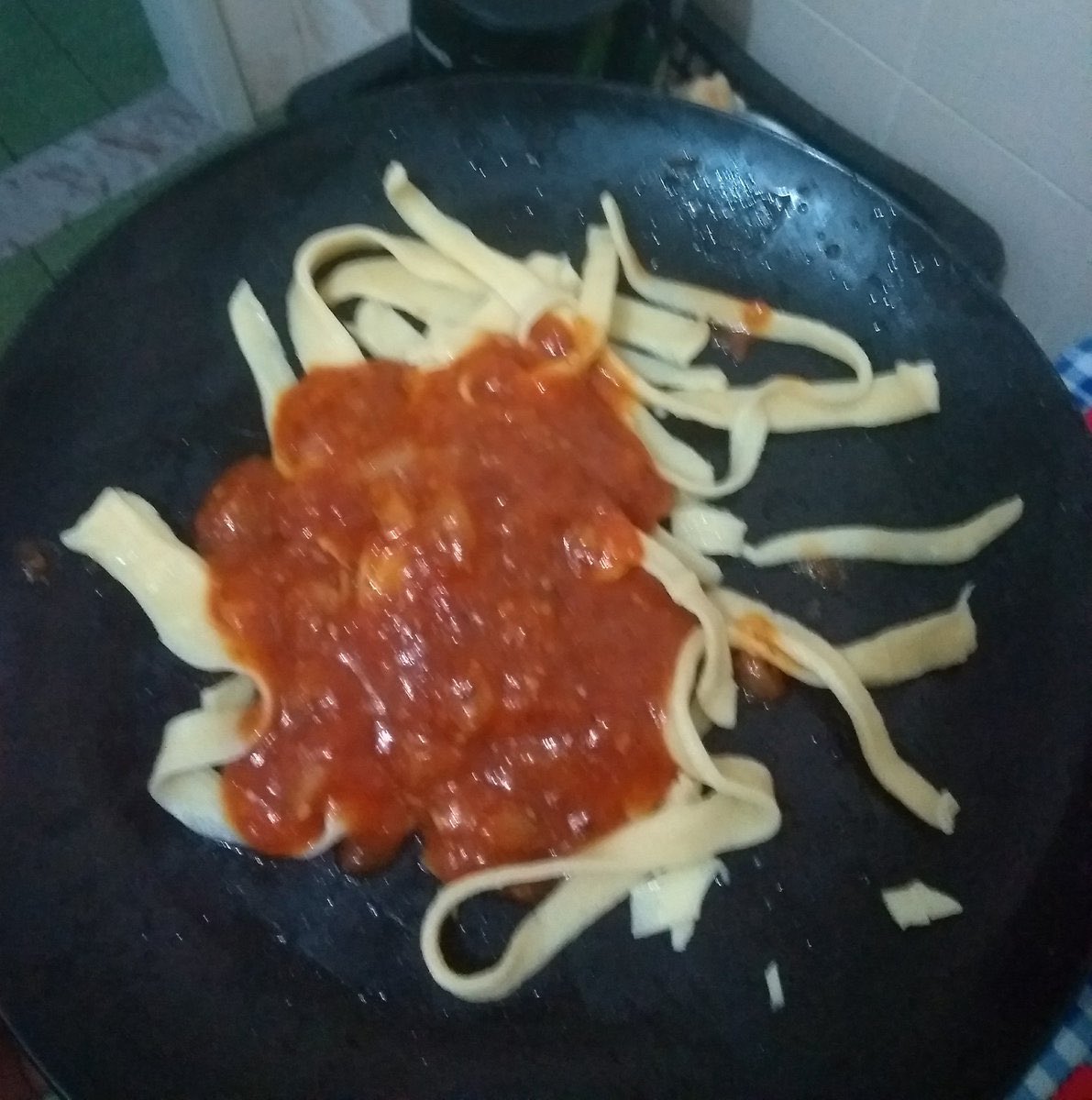 ShowMeMyCross's tweet image. dawegen lass ich auf nudeln nix kommen!