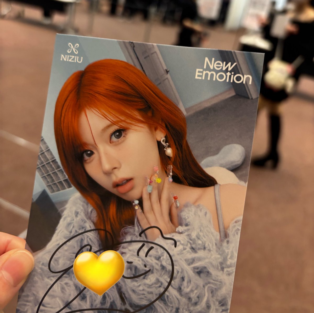 loossemble 루셈블 対面サイン会 whosfan OFFLINE loossemble 루셈블 対面サイン会 whosfan OFFLINE 240421 Loossemble