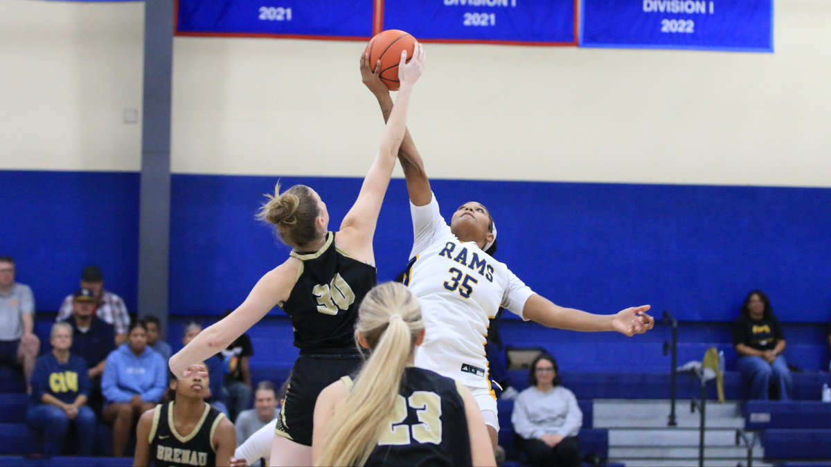 CIURams's tweet image. 📰Rams take control in fourth quarter to down Bulldogs - FULL STORY: bit.ly/3NdIfP4