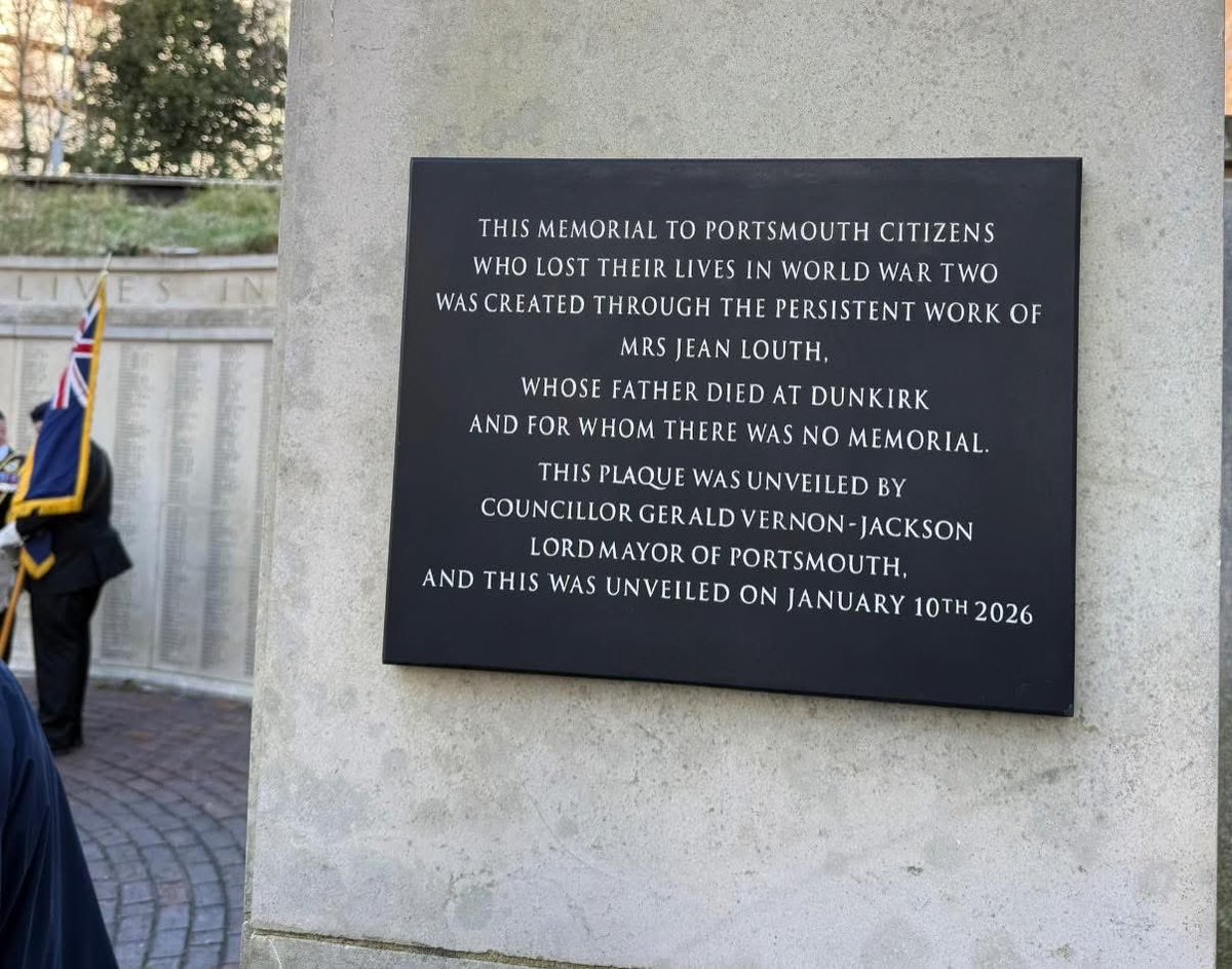 Amanda Louise Martin tweet media