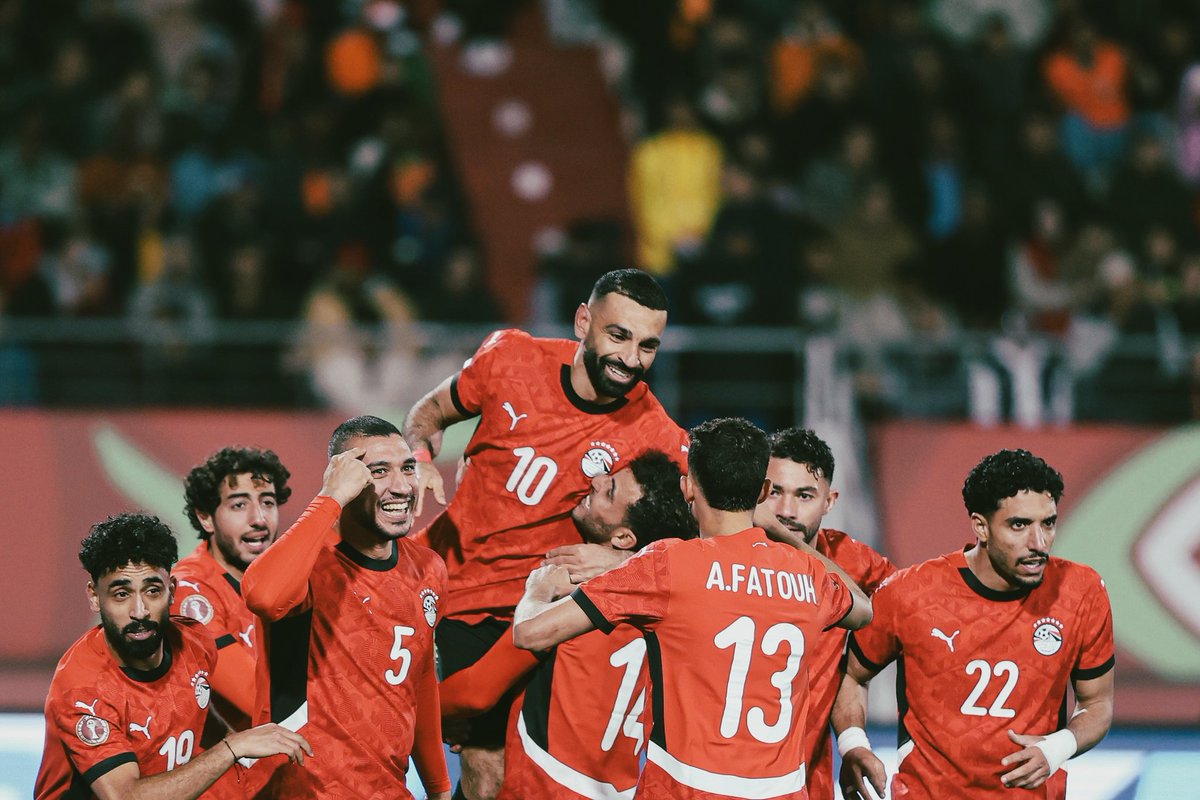 🇪🇬 Egipto AVANZA A SEMIFINALES

Egipto derrotó 3-2 a Costa de Marfil y selló su clasificación a las semifinales del torneo continental.

⚽ Mohamed Salah fue determinante en un duelo intenso de eliminación directa.
