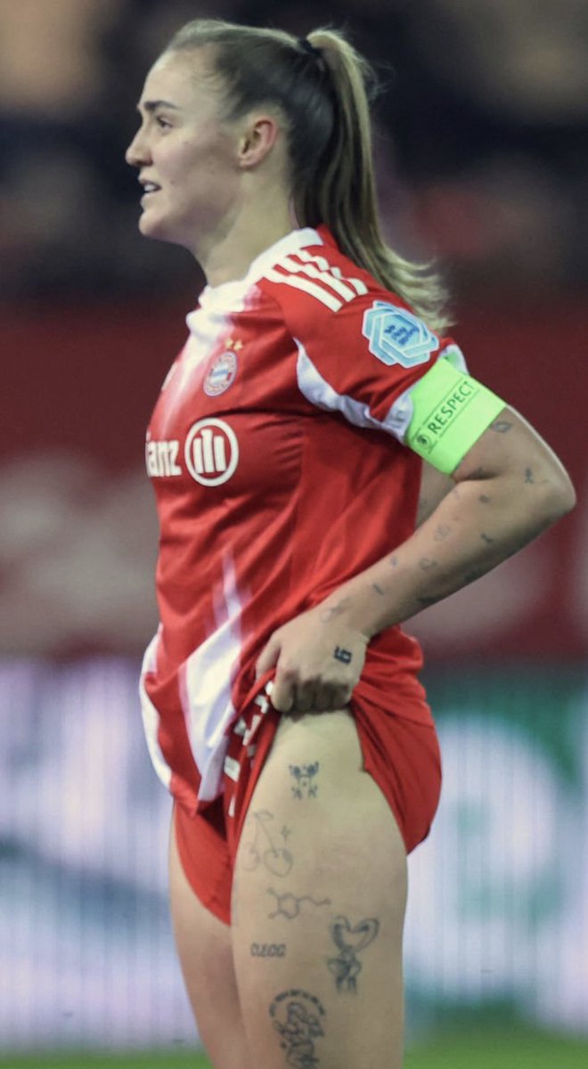 BrightsideM's tweet image. Se va del Bayern al final de temporada. Suena para el Arsenal y Real Madrid. #Bundesliga #WSL #UWCL #BrightsideGirls