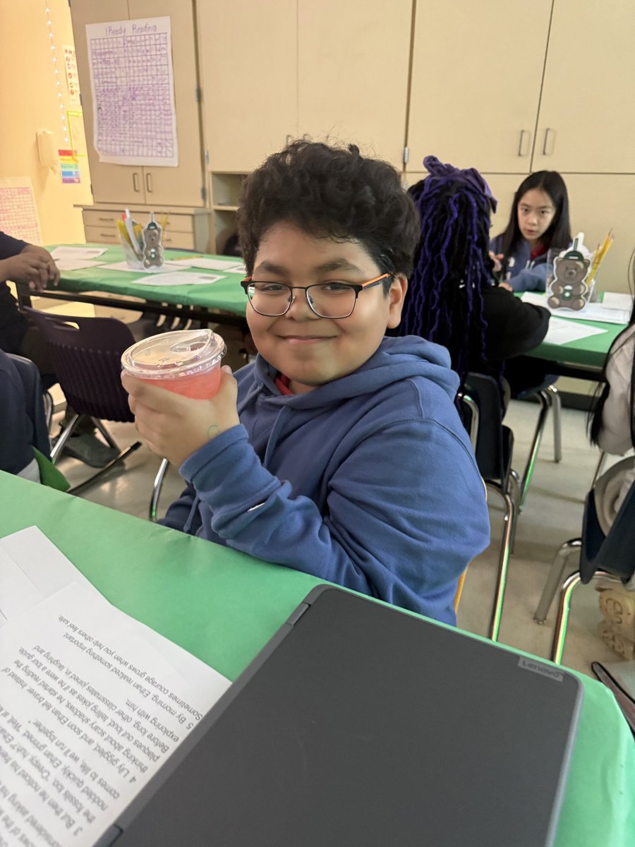 🐼  🎀  𝒯𝓇𝒶𝐿𝒾𝓈𝒽𝒶  🎀  🐼 tweet media