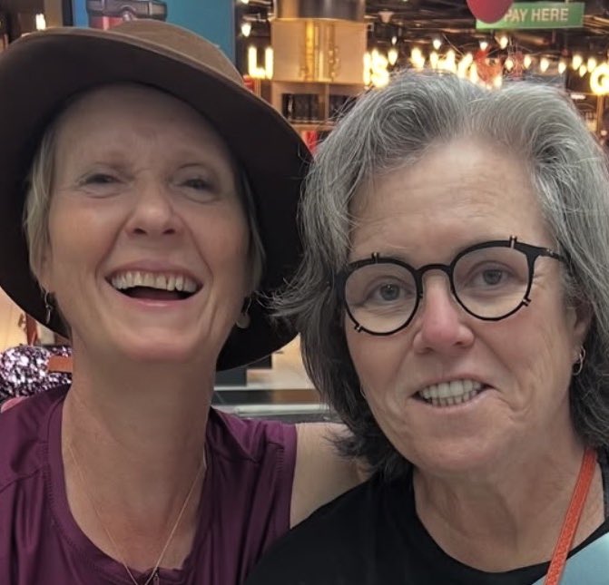 OliLondonTV's tweet image. Iranian civilians are being shot with live ammunition by Iran’s regime. 

Where are the Hollywood celebrities? 

Greta Thunberg SILENT. 

Mark Ruffalo SILENT. 

Pedro Pascal SILENT. 

Bella Hadid SILENT. 

Cynthia Nixon SILENT. 

Rosie O’Donnell SILENT. 

Javier Bardem SILENT.