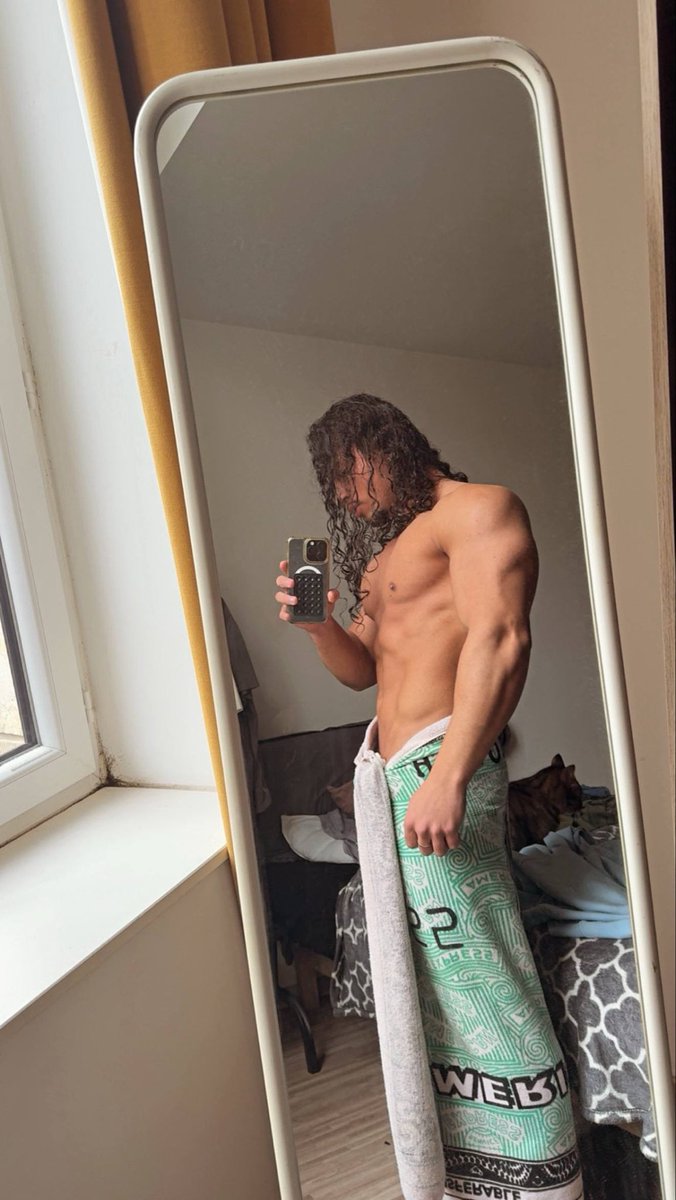 noahmmr's tweet photo. Tu sortirais avec moi ? (rt si oui) https://t.co/cf58k9G71m