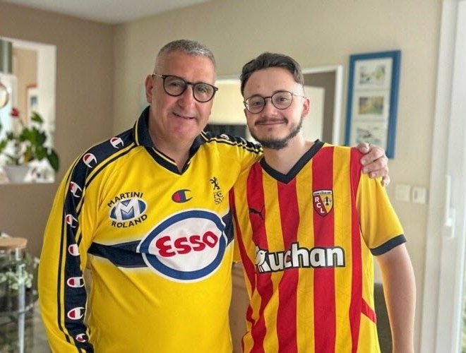 MeteoFootMaps's tweet image. ❤️ Le match a été reporté trop tard pour beaucoup de lensois qui étaient déjà sur place ou presque.

Le match étant reprogrammé demain à 14h, les supporters sochaliens se sont MOBILISÉS pour accueillir ces supporters lensois afin qu'ils ne dorment pas dehors.

J'ai pas les mots.…