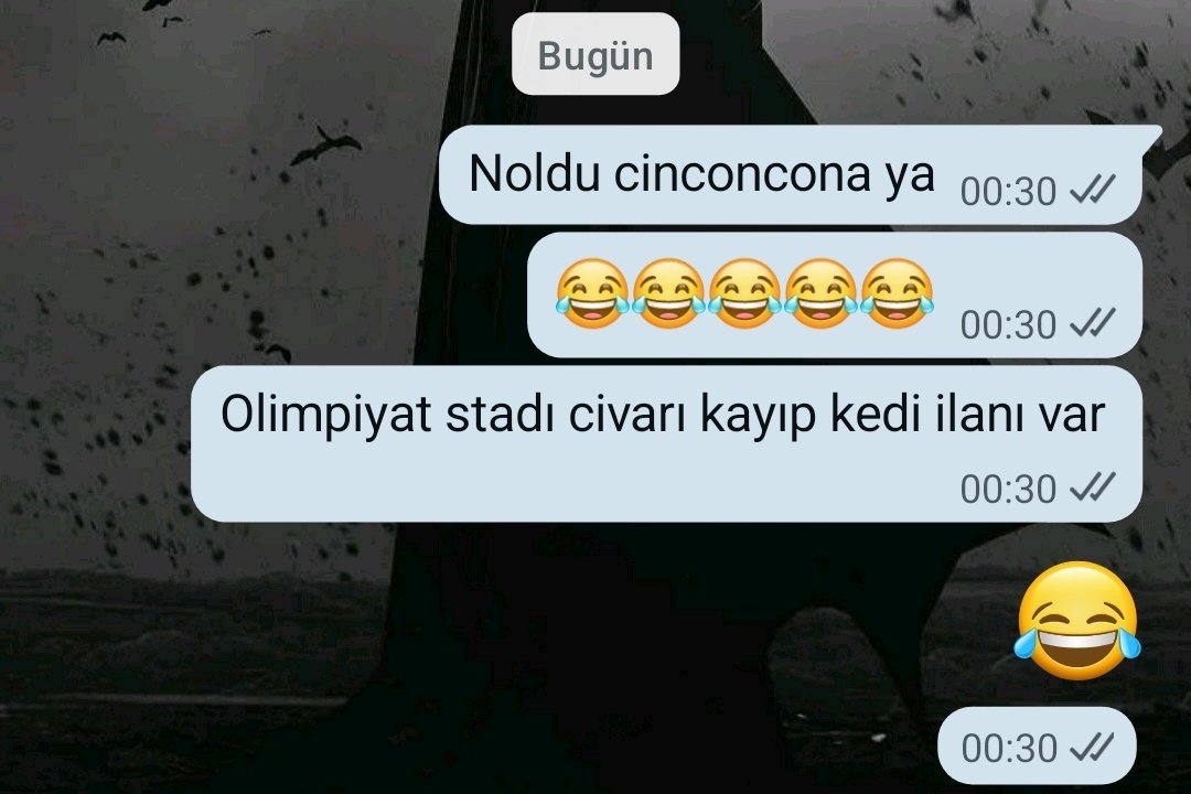 Dayımı gecenin 12.30 unda darliyorum kahkaha atiyorum amk