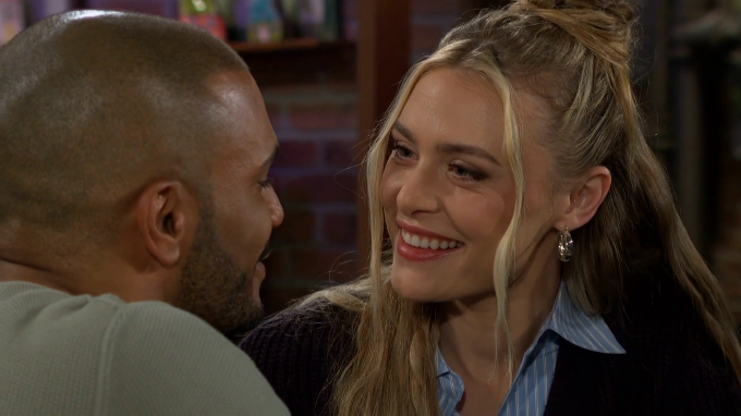 holdenandclaire's tweet image. Holden &amp;amp; Claire first kiss of 2026
Episode: 1/09/2026
#YR #COlden