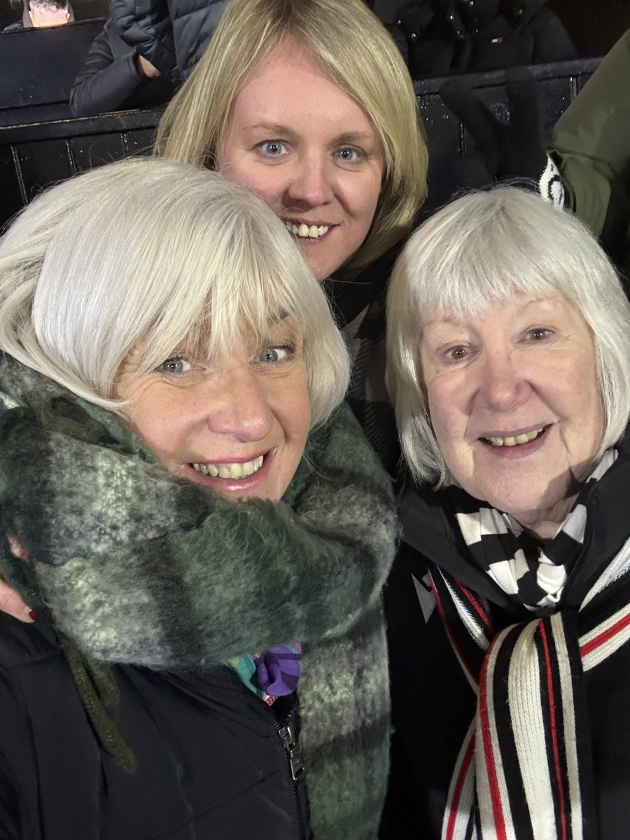 Steph Hirst tweet media