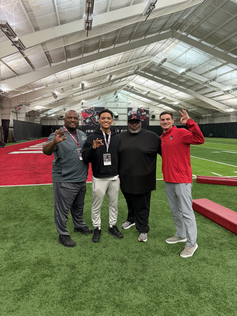 Carl Reed Jr. tweet media