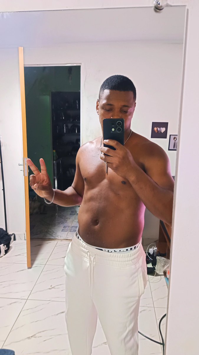 PretinRJ tweet media