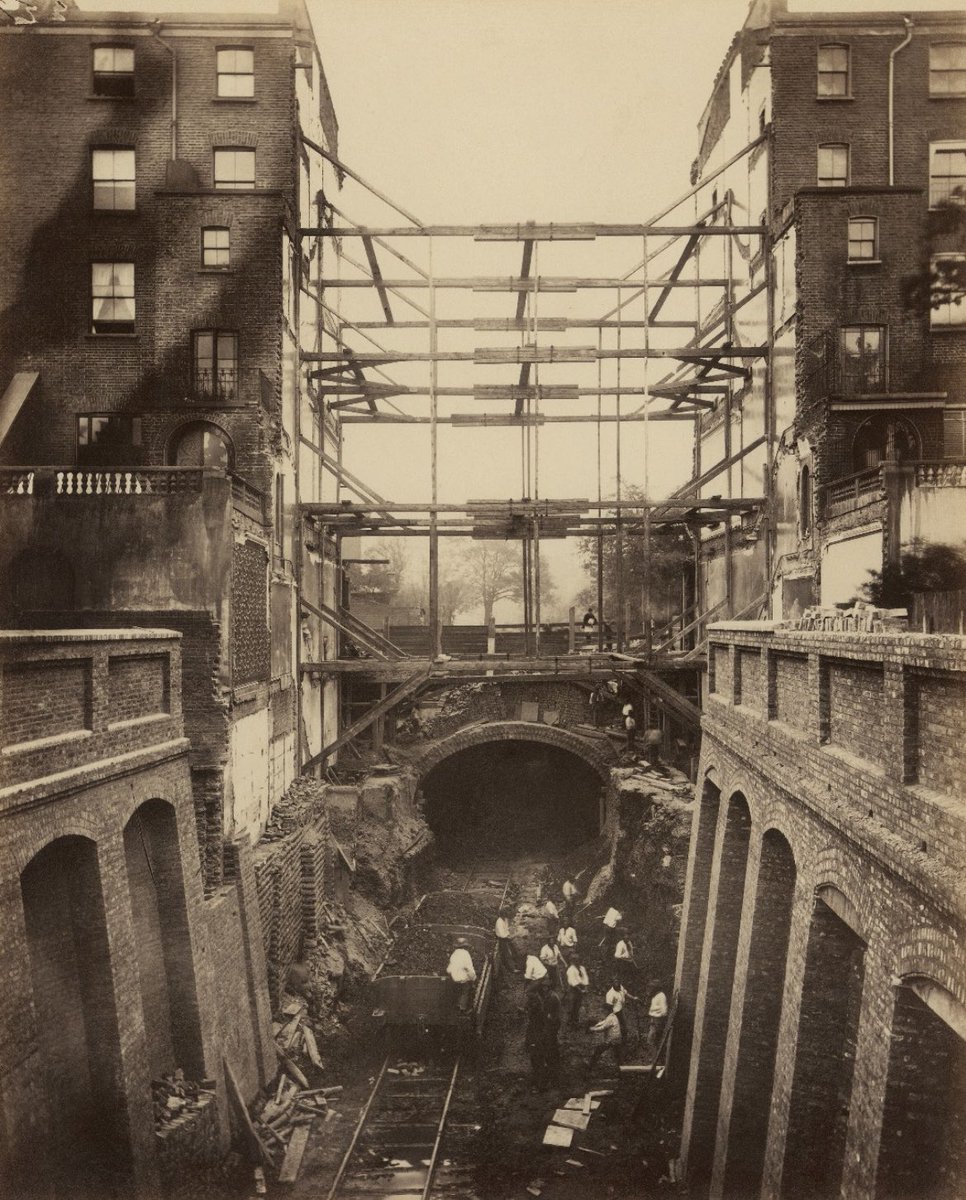 Soho Square Poet tweet media