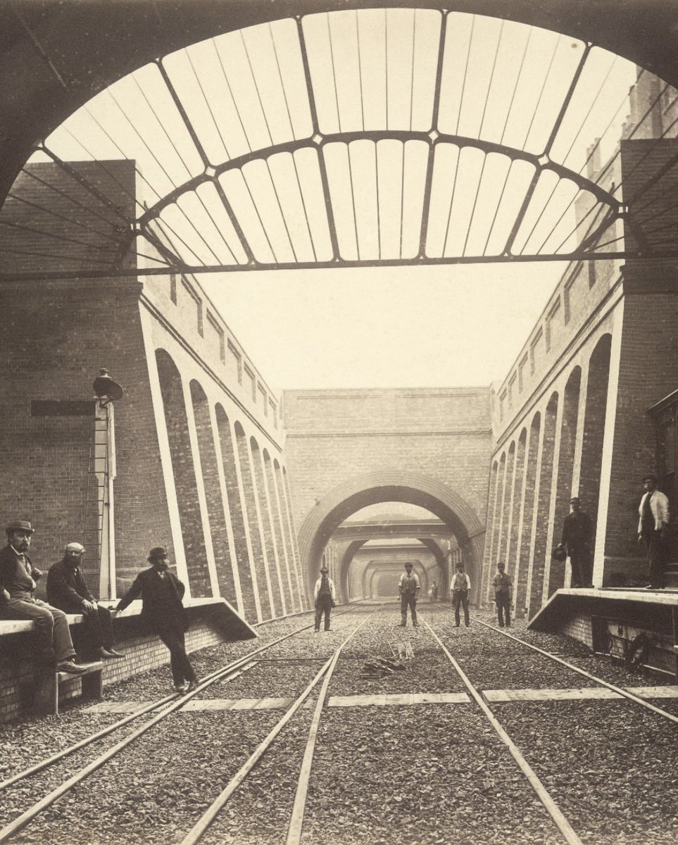 Soho Square Poet tweet media