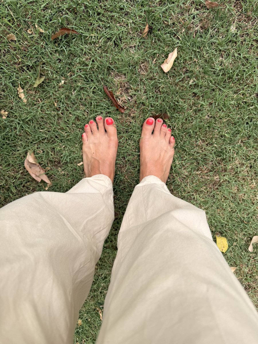 Labitori's tweet image. Ustedes son muy top y dicen grounding, pero yo ando en patas desde que tengo memoria.