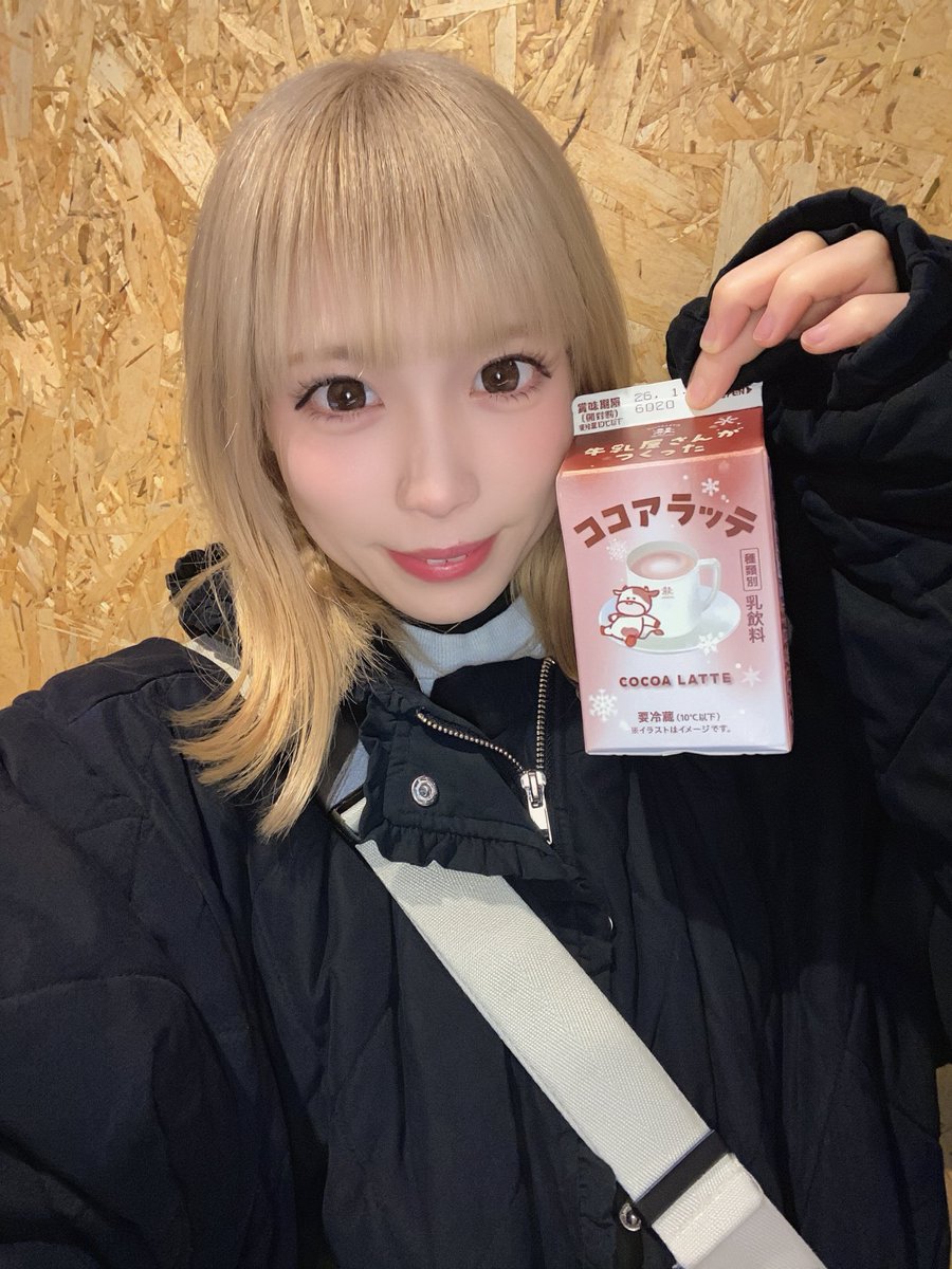 おはよう！元気になったよ~🐶💉 心配かけてごめんね！ 今日からまた