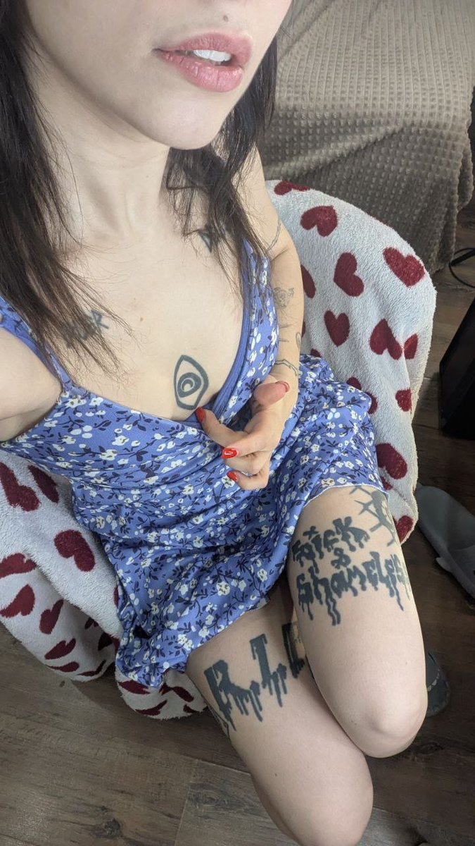 ModelstudioM's tweet image. (◡‿◡ *)  bright beauty   (◡‿◡ *) ru.chaturbate.com/marsy_xx/ #chaturbate #chaturbatemodel #chaturbae
@chb_model